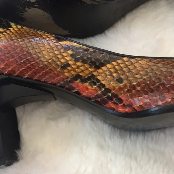 ❤️CASADEI❤️SNAKE skin heels size (8 1/2) - Picture 3 of 8